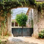 Cors Villa *